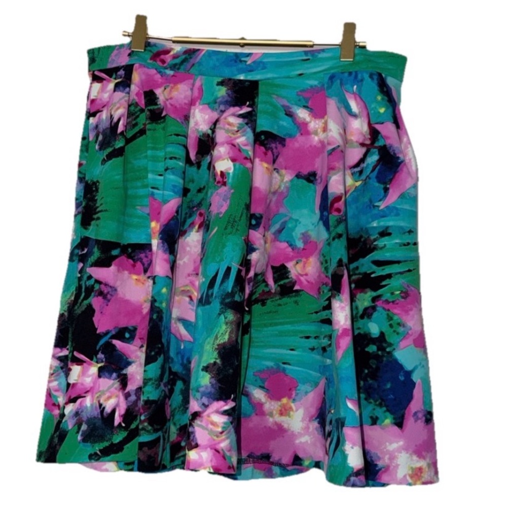 Cynthia Rowley Pleated Mini Skirt Tropical Floral Pattern Sz. L NWT!